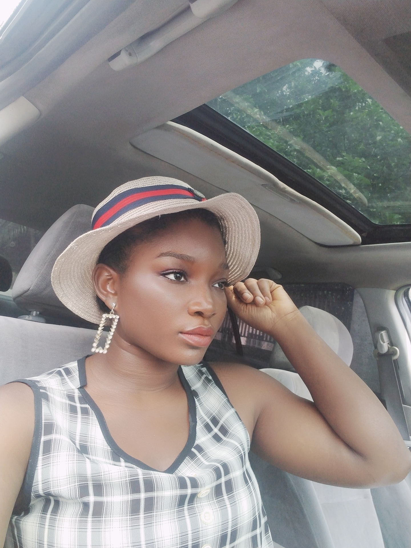 DownloadRoxzine is a fast Rising Gospel Singer who has been blessed with the gift to bring Billions of people into the knowledge of Christ through her Music.